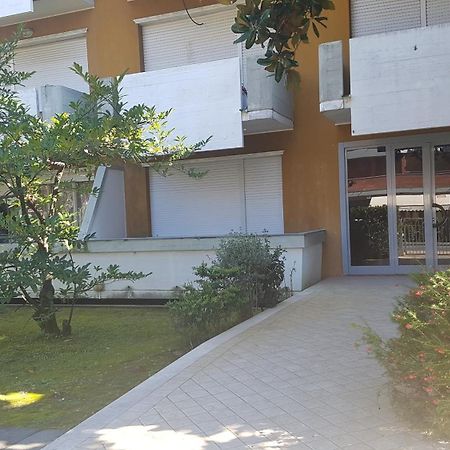 Versilia Apartment Форте-дей-Мармі Екстер'єр фото