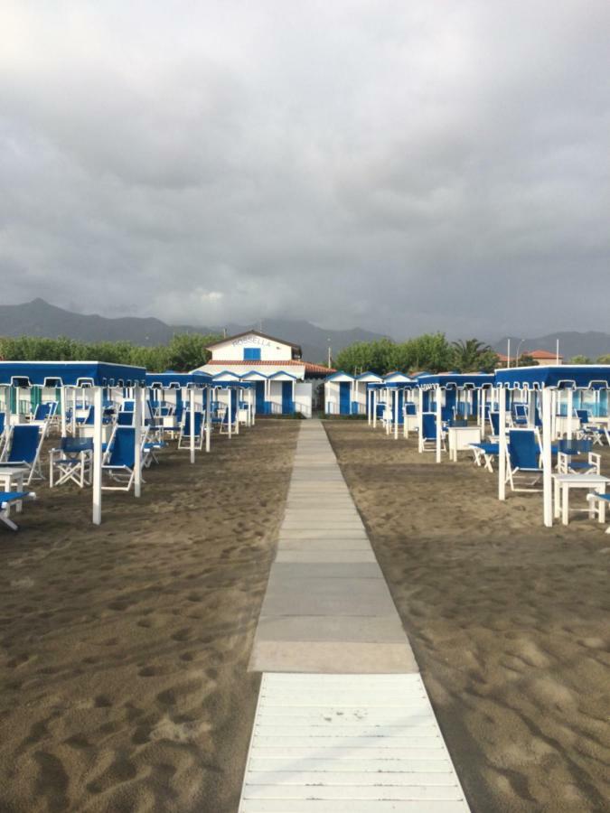 Versilia Apartment Форте-дей-Мармі Екстер'єр фото